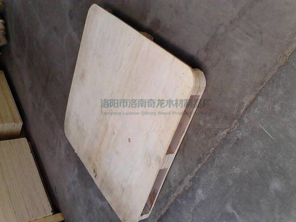 如何選擇符合國際標(biāo)準(zhǔn)的出口木托盤？